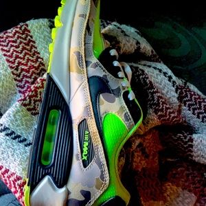 Nike Air max “slime camo’s”